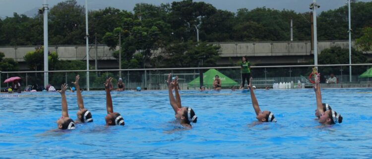 Medellín recibe lo mejor de la Natación artística del país